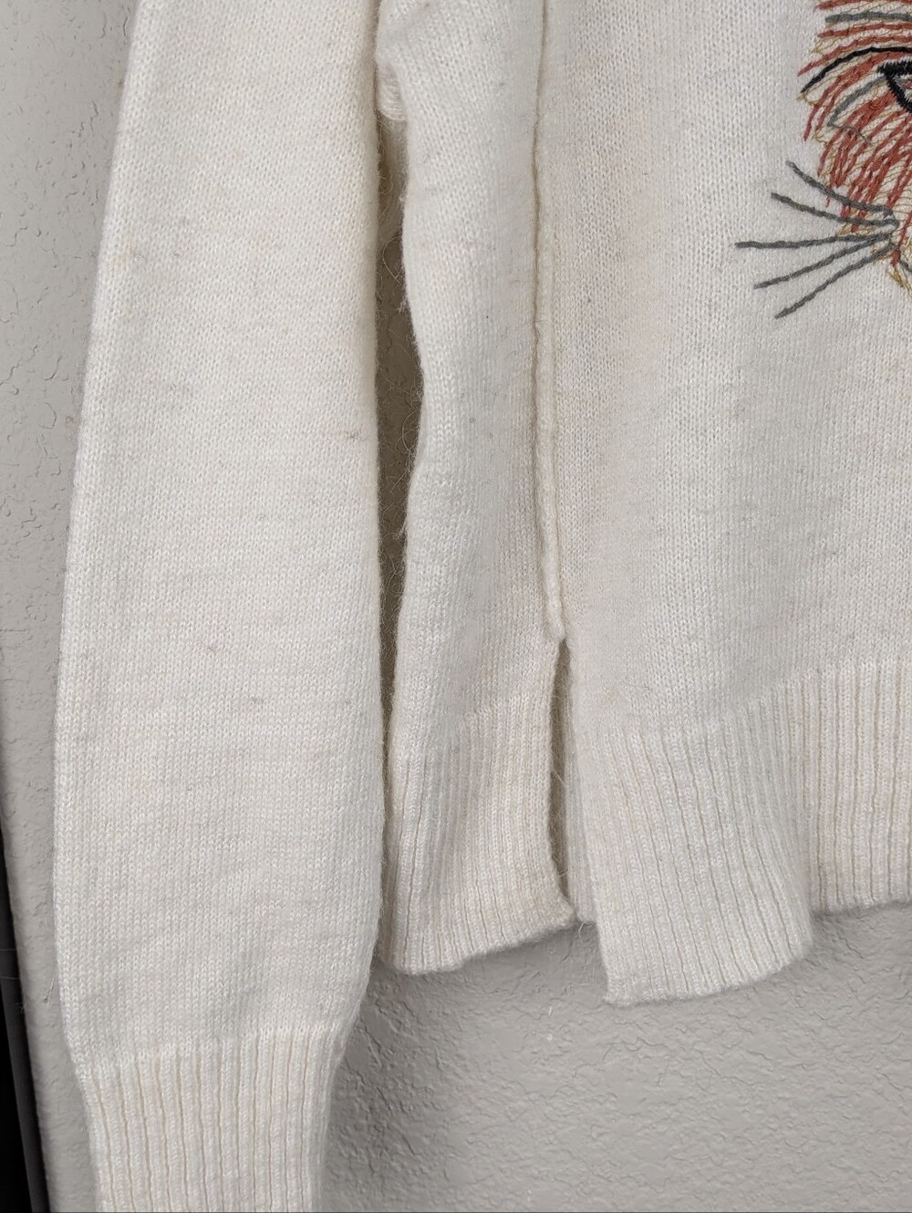 Anthropologie Moth Miaou Sweater S Embroidered Cat Excellent Condition - Picture 3 of 6